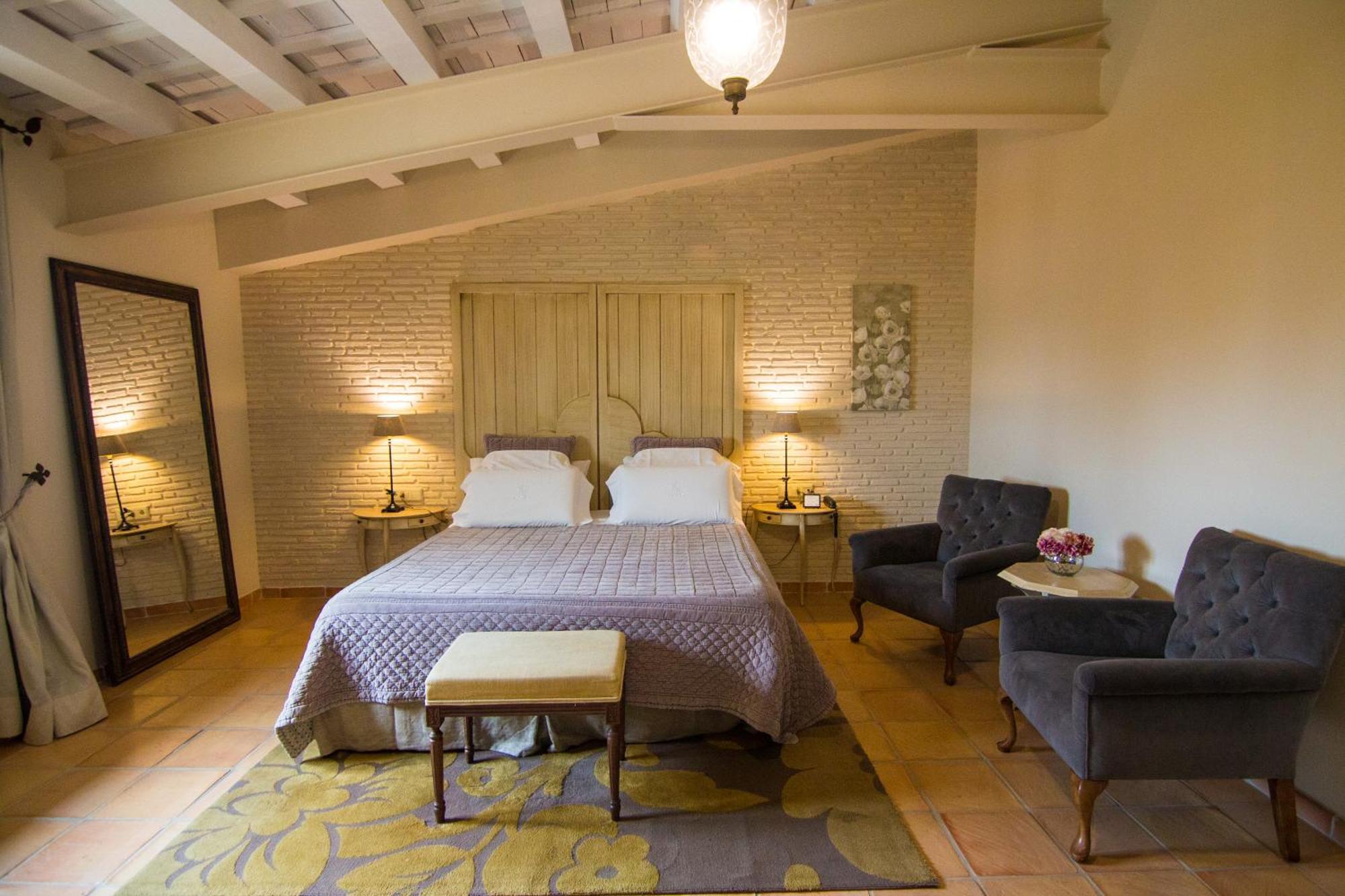 La Mozaira Hotel