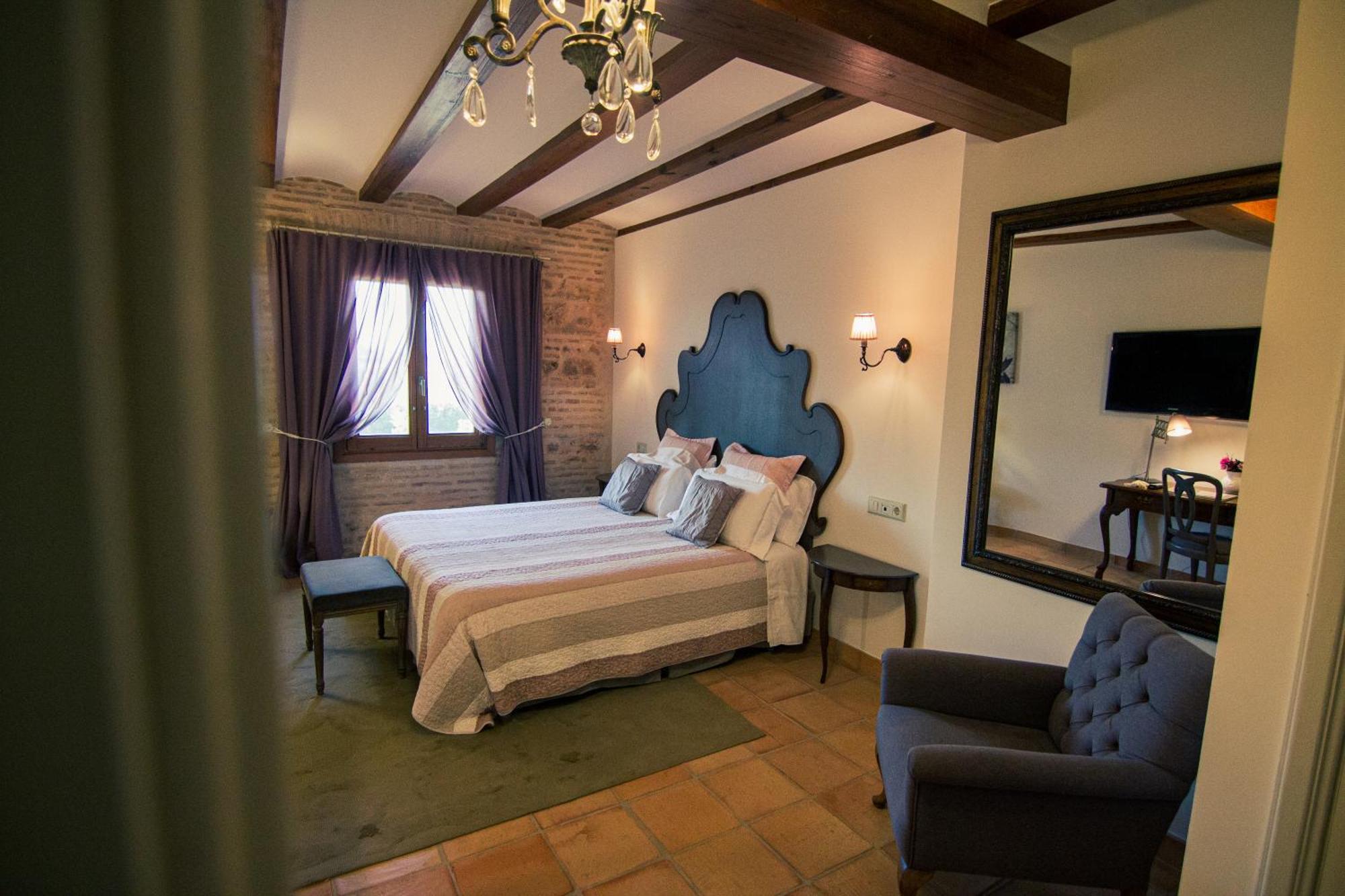 La Mozaira Hotel